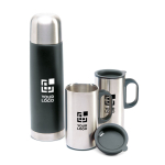 Thermosbeker personaliseren van 500 ml met twee mokken van 220 ml. Mug Set kleur zwart weergave met bedrukking