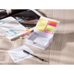 Notitieblokken met sticky notes bedrukken op wit karton Memoset kleur wit tweede sfeervolle weergave