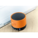 Ronde bluetooth speaker full colour bedrukken Soul kleur oranje vijfde sfeervolle weergave 2