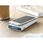 Powerbank met logo en rubberen afwerking 8.000 mAh Wireless kleur wit tweede sfeervolle weergave