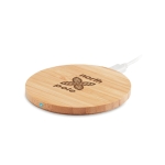 Ronde bamboe draadloze oplader met logo met kleine blauwe LED Natura kleur hout derde hoofdweergave