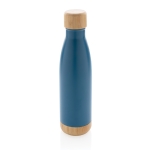 Fles met een infuser en bamboedetail 520 ml Lid&Bottom Bambu kleur blauw