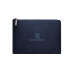 Elegante en hoogwaardige gevoerde laptophoes voor 16” Sophisticase kleur blauw weergave met logo