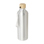 Drinkfles van gerecycled aluminium met bamboe deksel en band 770ml kleur zilver