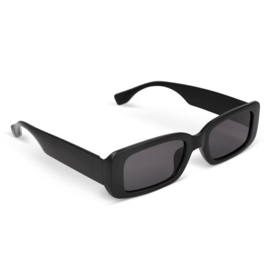 Zwarte zonnebril gemaakt van 100% gerecycled plastic